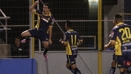 Francisco Pizarro abrió la cuenta para Barnechea en choque con U. Española