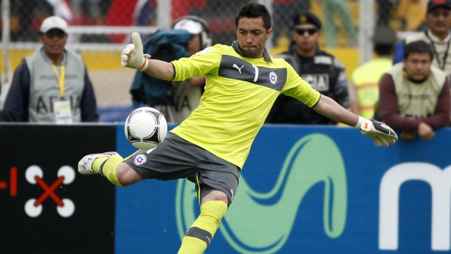 Miguel Pinto aclaró que Borghi no le gritó al árbitro en Venezuela: 