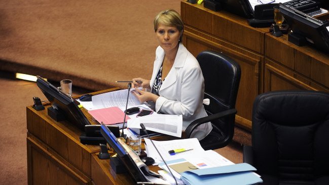 Amplitud exhorta a RN para que se sume al fin del binominal