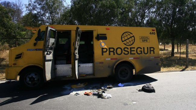 Carabineros escoltará camiones de valores de manera 