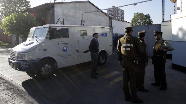Fiscalía y Carabineros prometen resultados por robos a camiones de valores