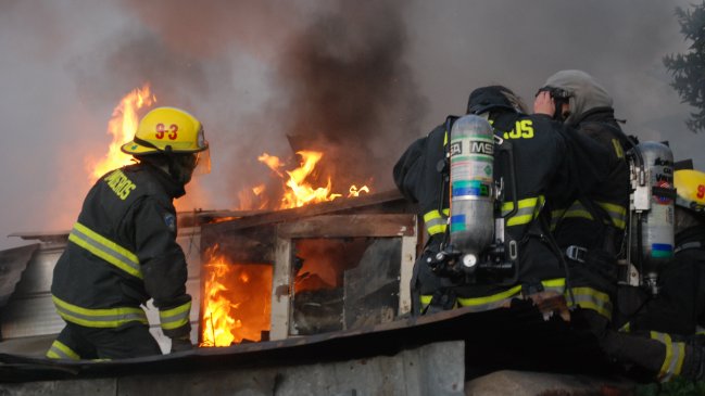 Nuevo femicidio: Mujer murió quemada por su pareja en Lo Barnechea