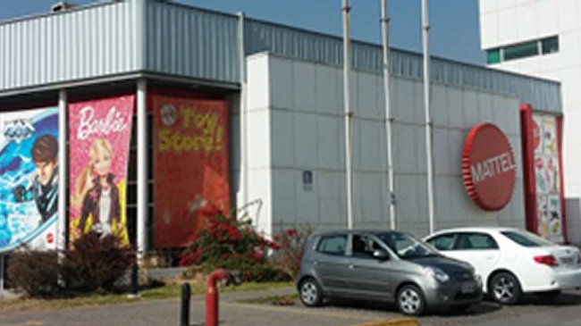 Delincuentes robaron tienda de empresa Mattel en Quilicura