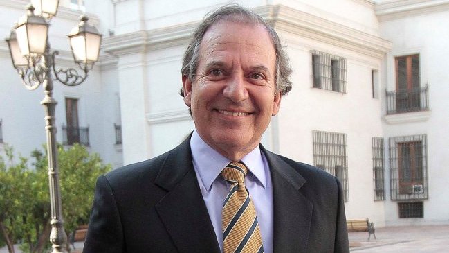 Ex director de Fonasa deberá devolver al fisco 55 millones de pesos