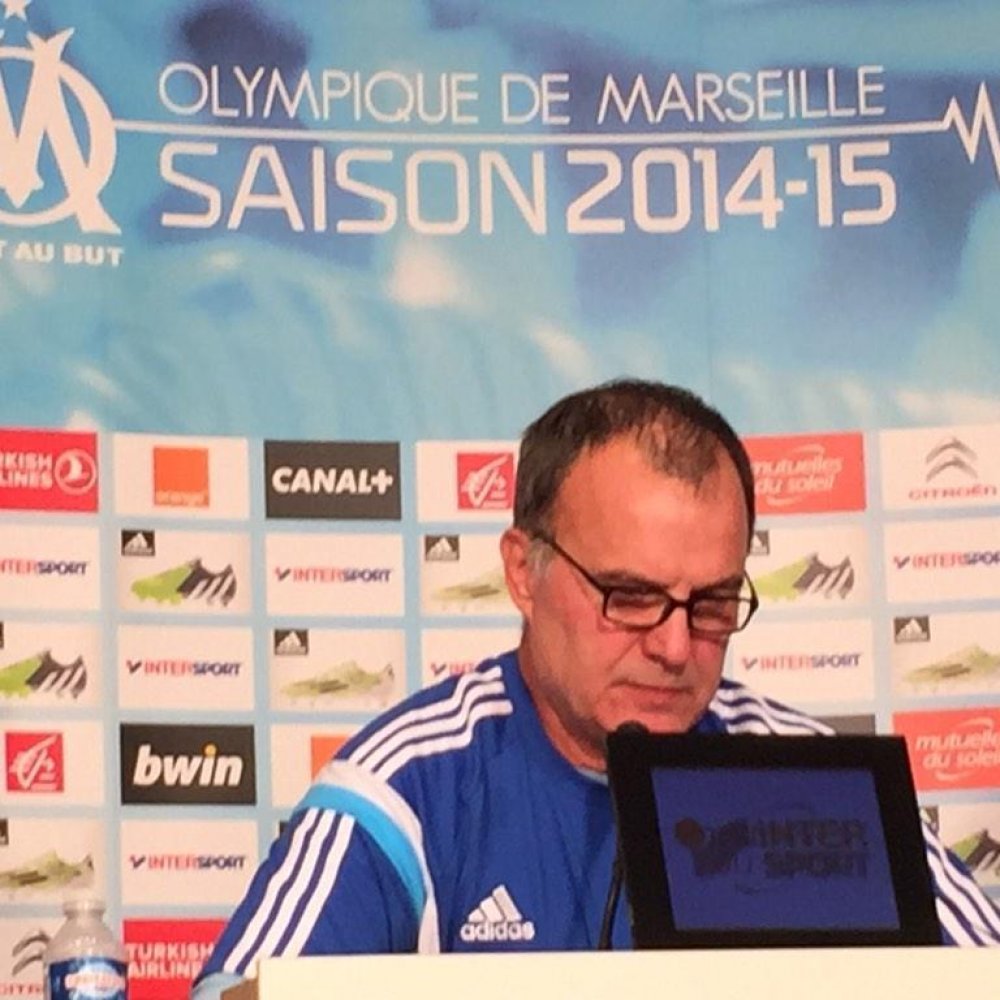 Marcelo Bielsa recordó a Chile en rueda de prensa del Marsella