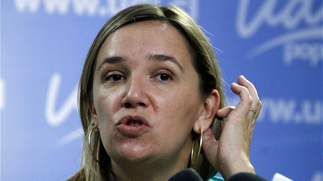 Diputada María José Hoffmann interpelará al ministro Nicolás Eyzaguirre