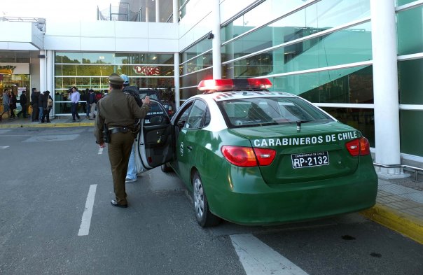 Menor de 13 años fue identificado como el autor de dos bombazos en mall de Viña del Mar
