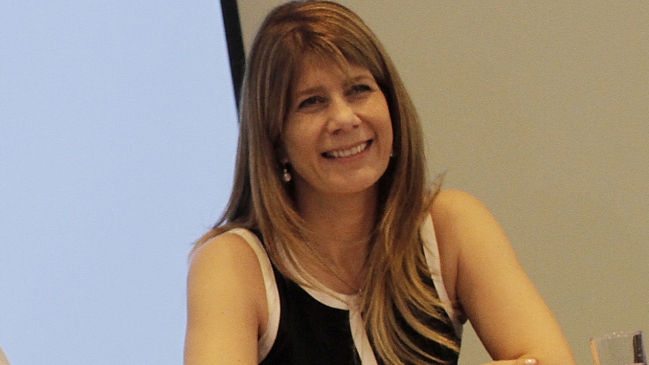 Ministra Rincón: Eyzaguirre cuenta con el respaldo de la Presidenta Bachelet