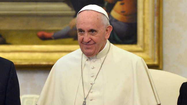 Papa hará instalar duchas para los sin techo que duermen en San Pedro