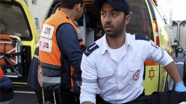 Ataque con pistola, hachas y cuchillos a sinagoga en Jerusalén dejó cuatro muertos