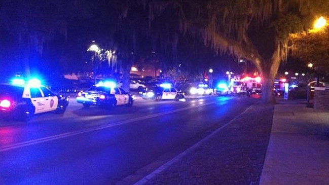 Un muerto y al menos tres heridos en un tiroteo en un campus de Florida