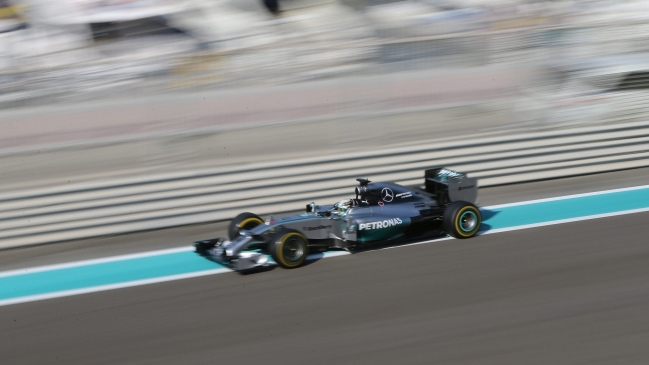 Lewis Hamilton lideró los primeros entrenamientos en Abu Dhabi