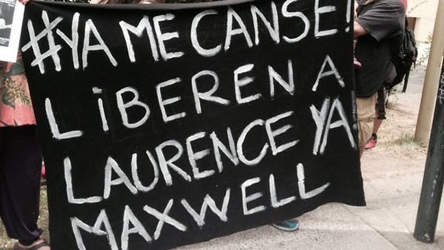 Familiares y amigos de Maxwell protestaron frente a embajada de México