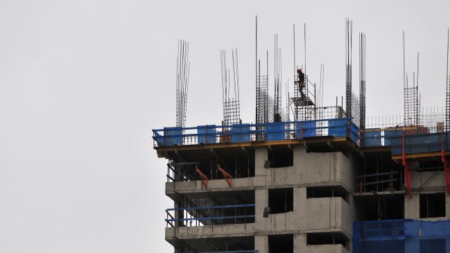 Empresarios prevén fuerte caída en la venta de viviendas durante 2015