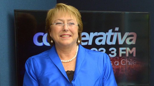 Bachelet llamó al sector privado a 