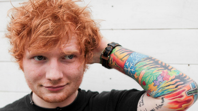 Ed Sheeran aterriza por primera vez en Chile