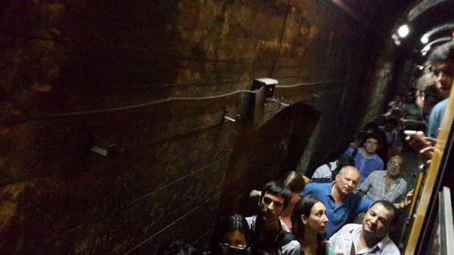 Miles de usuarios y transportes afectados por cortes de luz en Buenos Aires