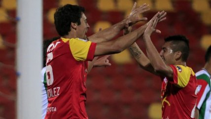 Marcos González de cabeza adelantó a U. Española en el marcador