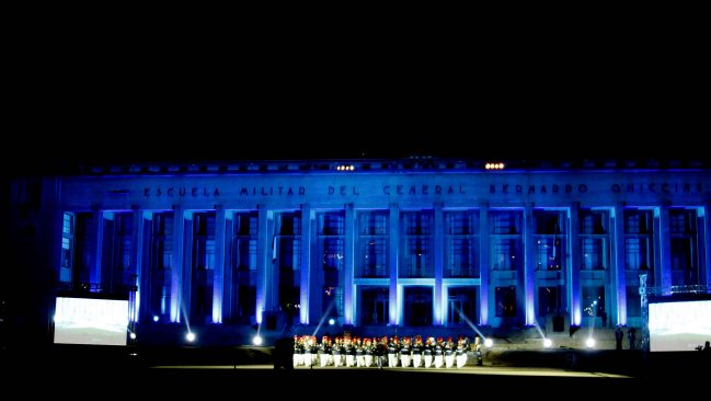 Gobierno firmó oficio para retirar nombre de Pinochet de medalla del Ejército