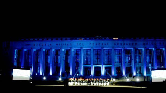 Gobierno firmó oficio para retirar nombre de Pinochet de medalla del Ejército