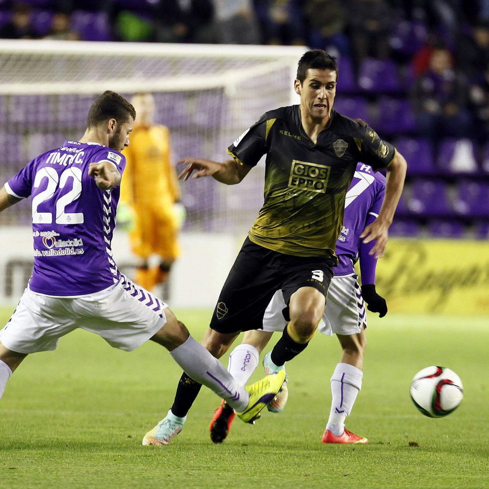 Enzo Roco fue titular en empate de Elche en Copa del Rey