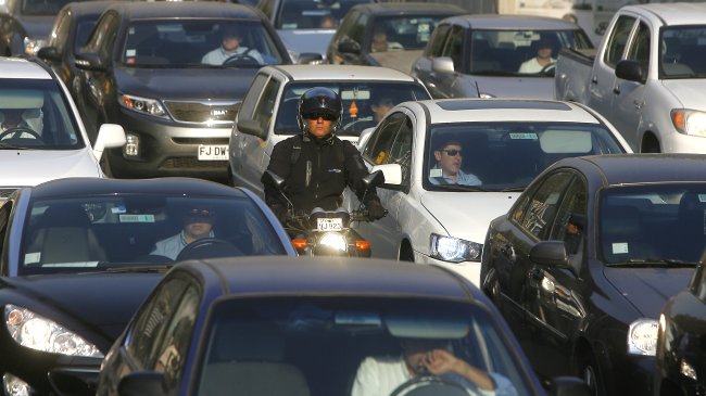 Las complicaciones que afrontarán los automovilistas este fin de semana largo