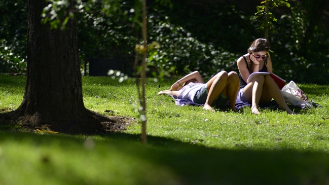 Así estará el tiempo en las regiones de Valparaíso y Metropolitana este fin de semana