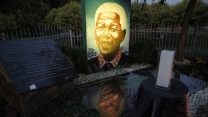 Sudáfrica recuerda a Mandela un año después de su muerte