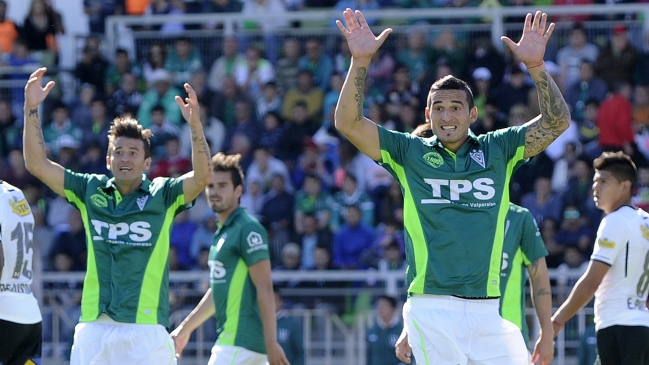 Santiago Wanderers tumbó en la agonía a Colo Colo, pero no le alcanzó para la vuelta olímpica