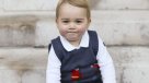 Príncipe George debuta en saludo navideño