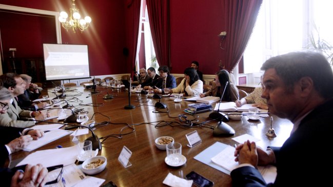 Comisión del Senado despachó proyecto que regula 