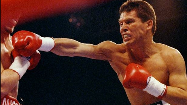 El ex campeón mundial Julio César Chávez ofrecerá exhibición