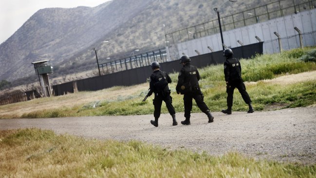 Sólo 75 ex agentes cumplen penas por violaciones a los DD.HH. en Chile
