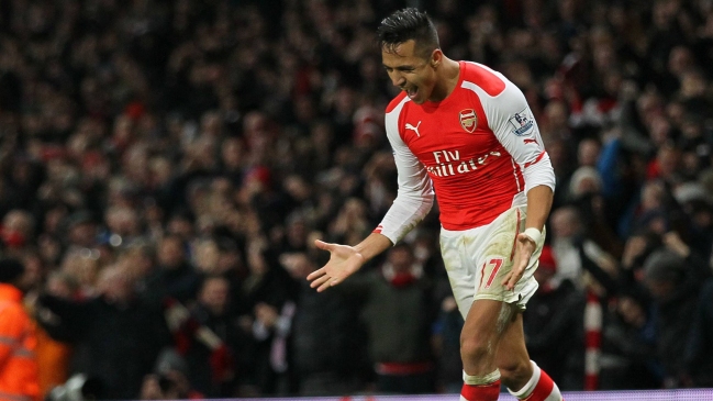 Arsenal de Alexis Sánchez visita a Liverpool en su intento por seguir escalando