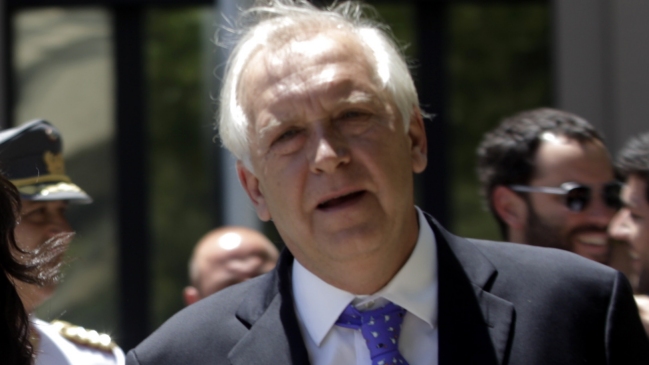 Ministros de Defensa de Chile y Perú se reunirán mañana en Lima