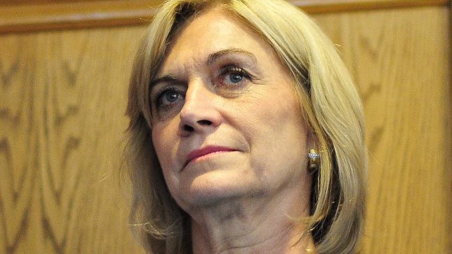 Matthei: En la medida en que Bachelet baje en las encuestas es más fácil pegarle