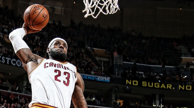 Lebron James comandó triunfo de los Cavs sobre Memphis