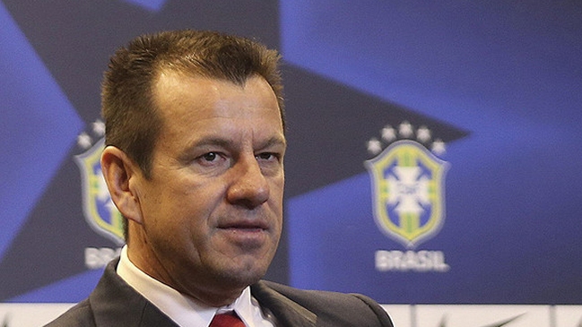 Dunga: Mis jugadores deben tener la ambición de ganar la próxima Copa América