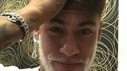 Neymar se hizo un nuevo cambio de look para celebrar la Navidad