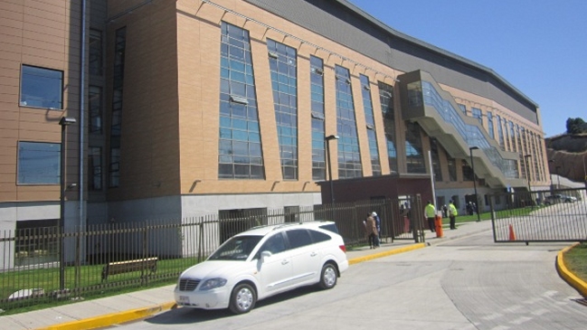 Gobierno trabaja para evitar renuncias de médicos en Puerto Montt