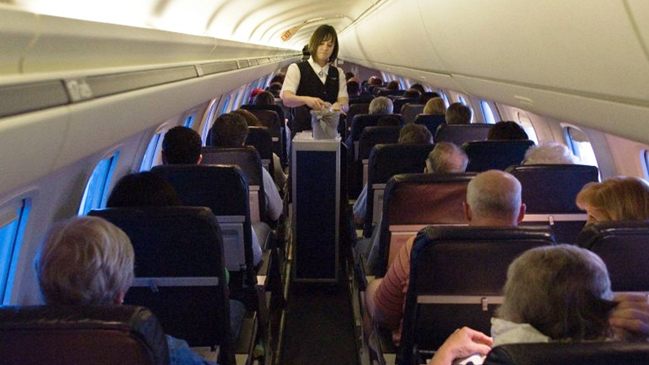 ¿Por qué tenemos problemas de flatulencia cuando volamos?