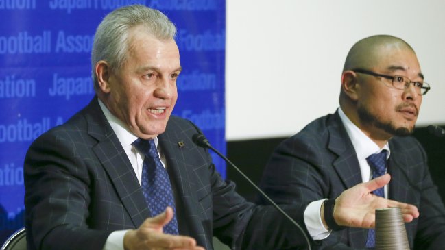 Javier Aguirre, DT de Japón: 