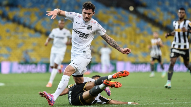 Boca Juniors reconoció interés por Eugenio Mena