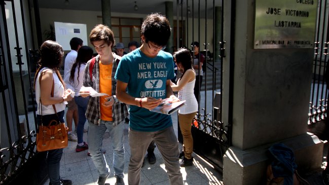 PSU: Hasta 141 puntos promedio de diferencia hay entre colegios municipales y particulares