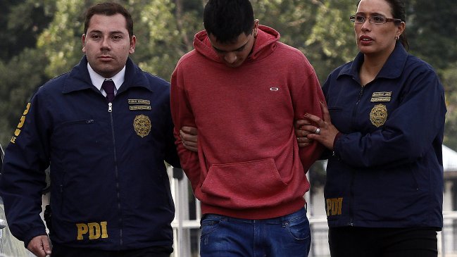 PDI detuvo a dos presuntos involucrados en robo a casa del juez Mario Carroza