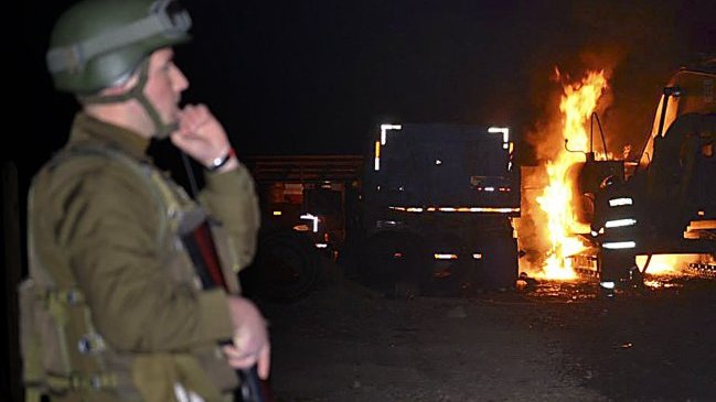 Desconocidos incendiaron maquinaria agrícola en La Araucanía