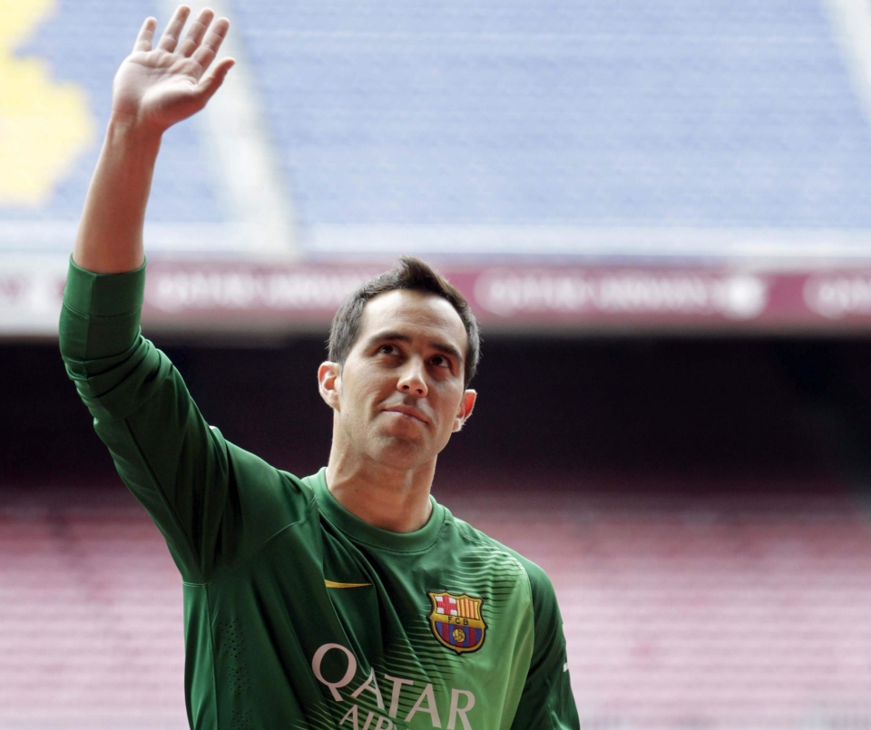 Claudio Bravo: Me dolió que Real Sociedad no me ofreciera la posibilidad de continuar