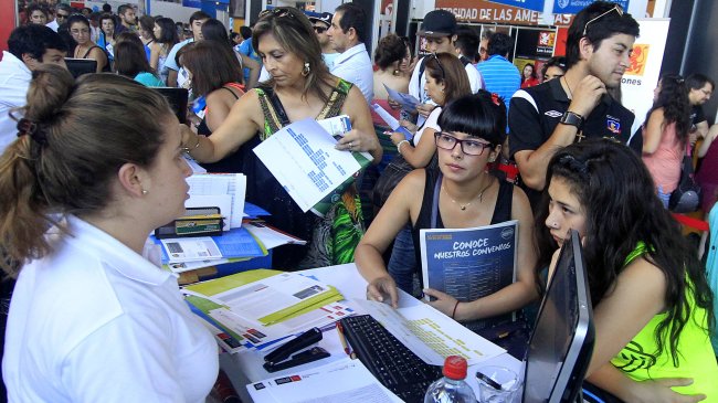 Reforma educacional: Proyecto de gratuidad limita años de estudio y cursos reprobados