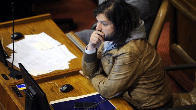 Boric: Votaré contra proyecto de educación si siguen las indicaciones