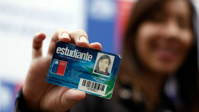 Estudiantes protestarán este miércoles por alza de tarifa escolar